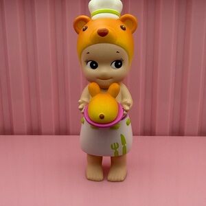 Baking Treat – Home Sweet Home Baker Bear